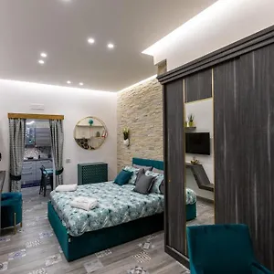  Apartment Na' Poesia Santa Chiara Ztl