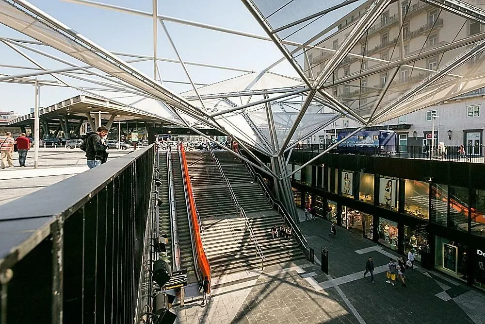 Pica Station - Casa Vacanze Naples 0*,